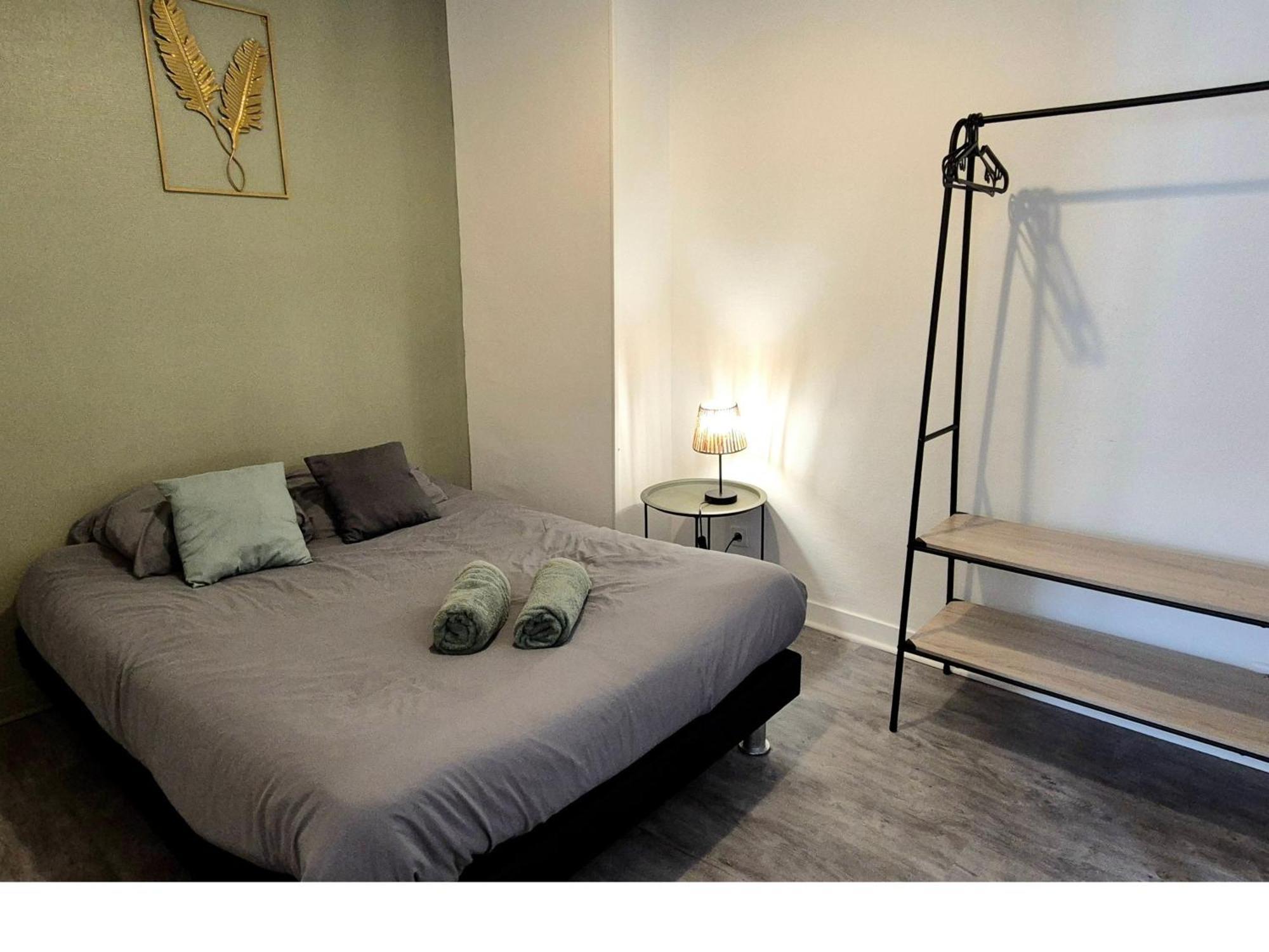 Apartment Verdant Oasis - Proche Du Centre - Wifi Gratuit - Parking A Proximite
